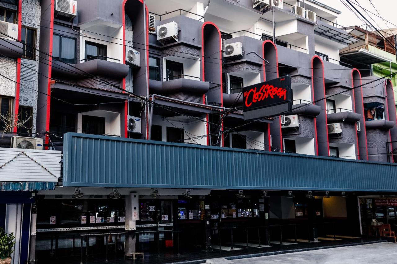 The Classroom Hotel Pattaya Exterior foto